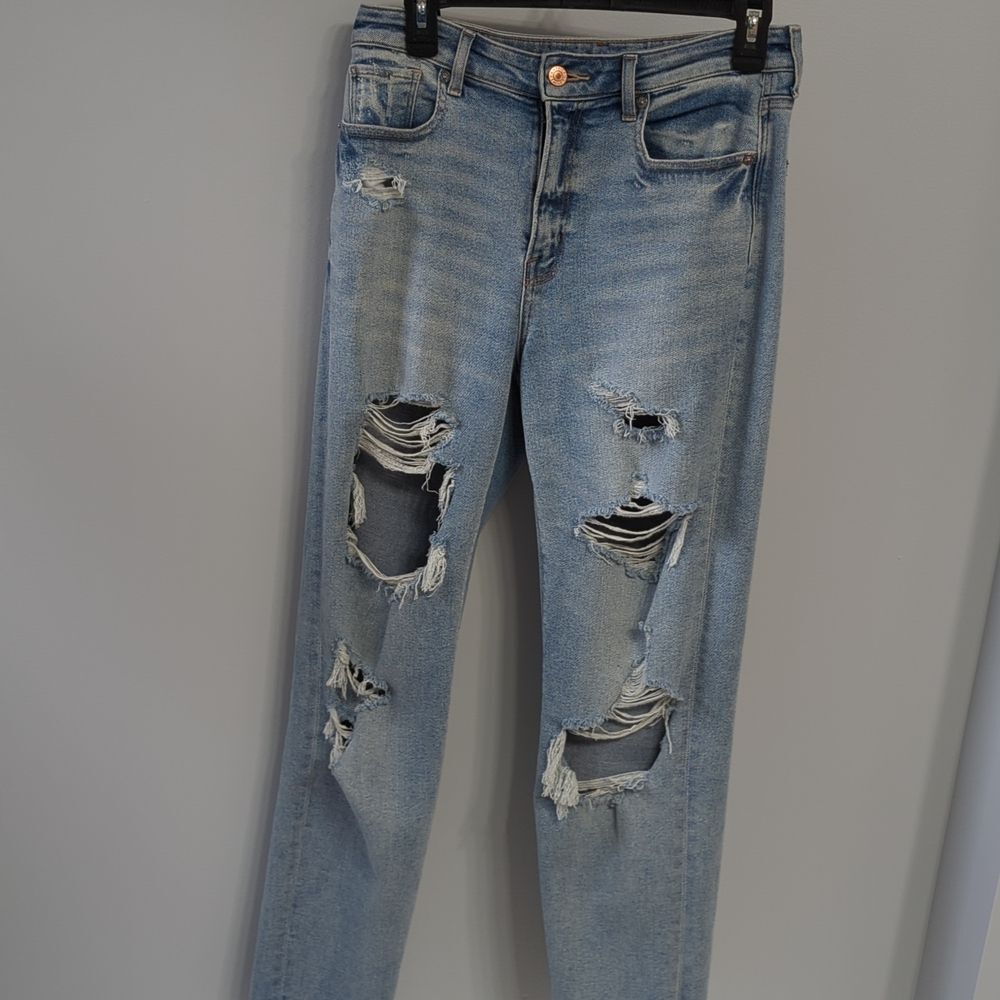 AE Ripped jeans